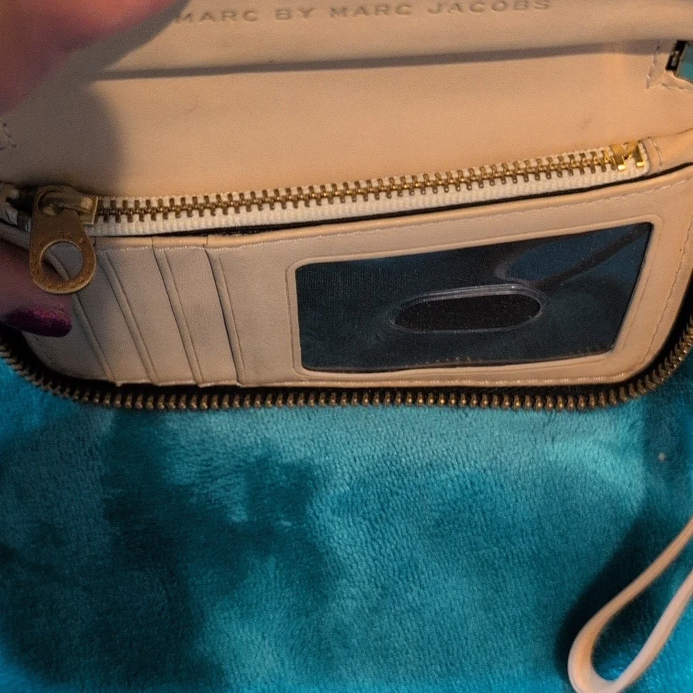Marc Jacob's wristlet EUC